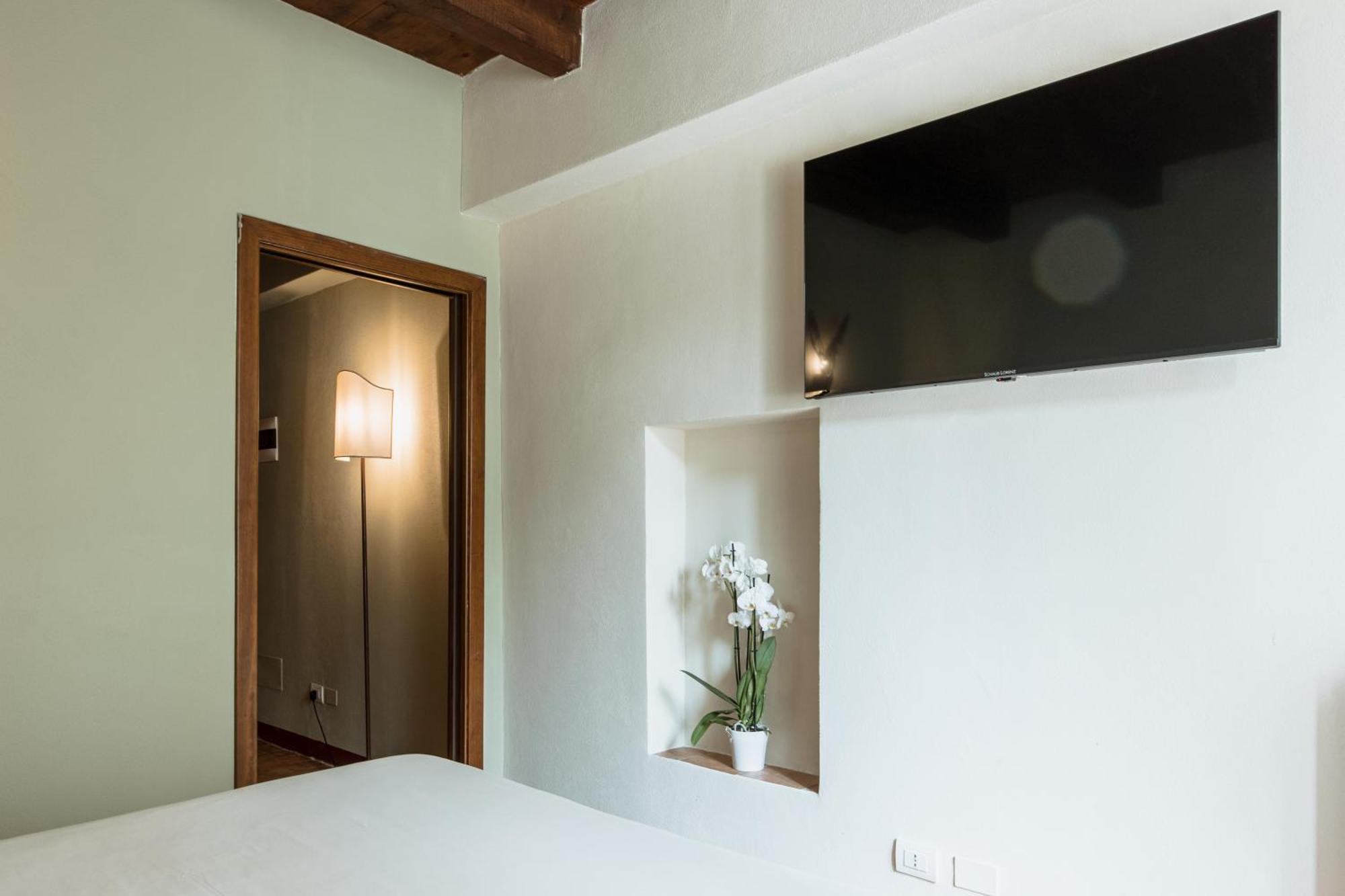 Osteria Luxury Apartments Пескиера дел Гарда Екстериор снимка